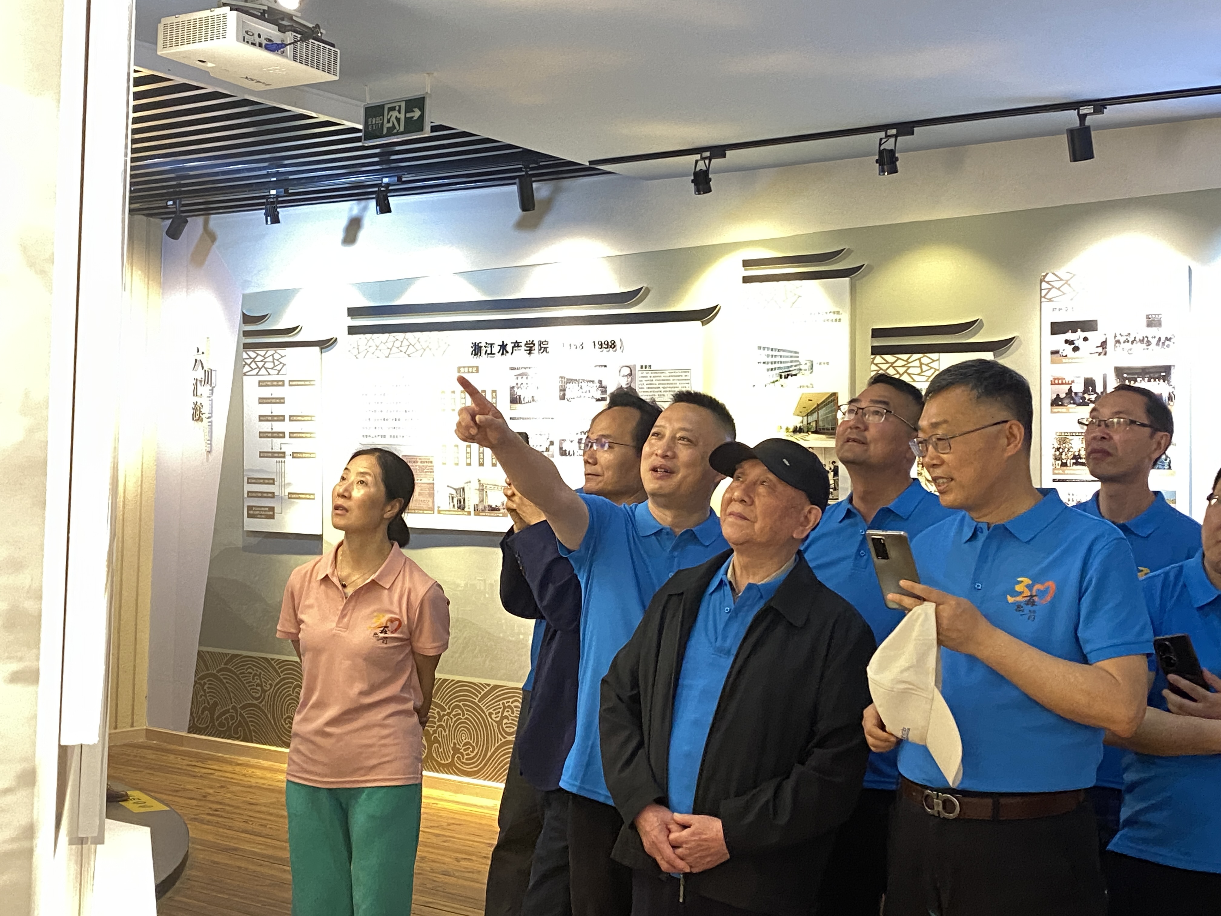 91生化同学会 (2).jpg