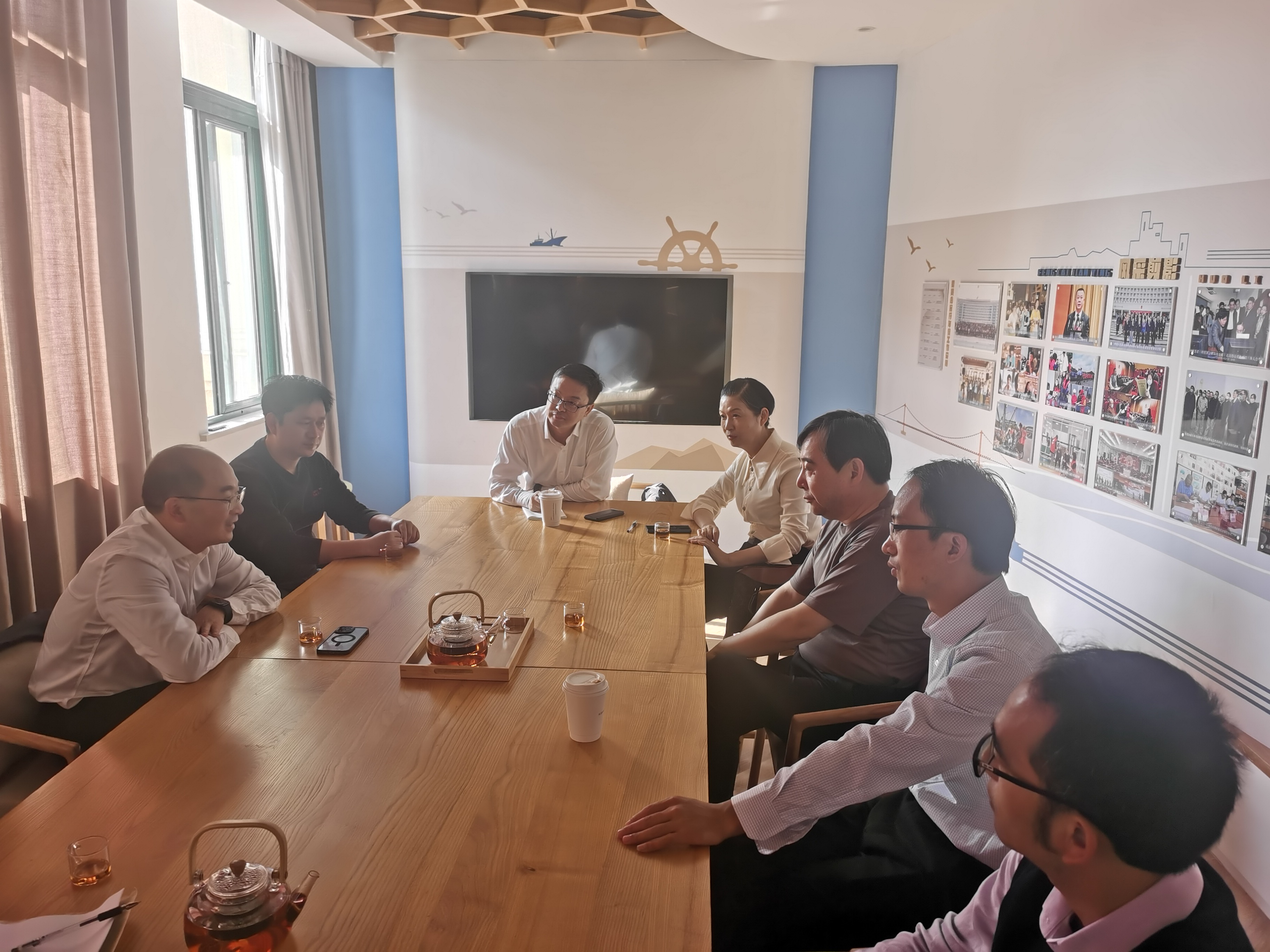 岱山校友座谈会 (2).JPG