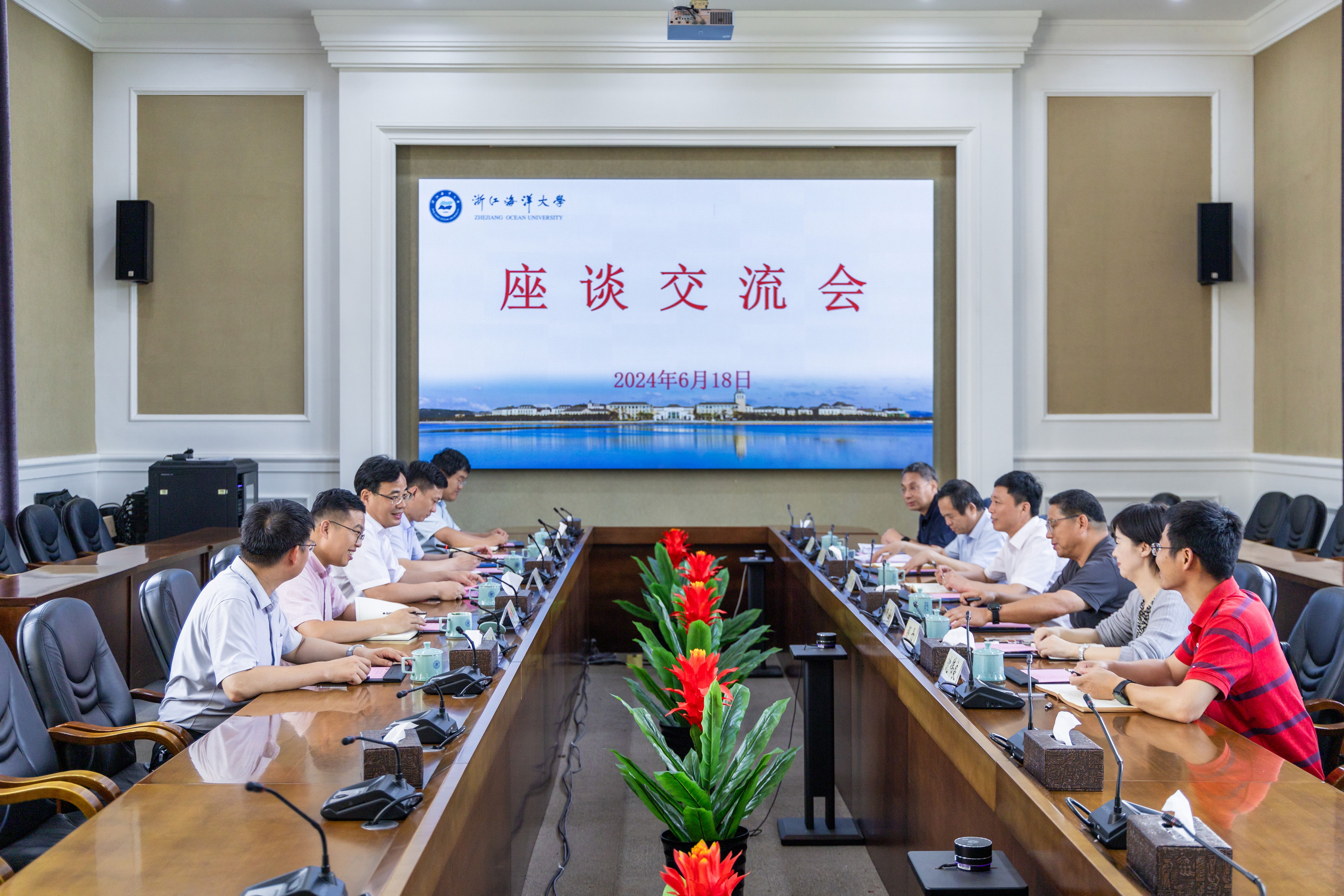 20240618_宁波市海洋与渔业研究院院长斯烈钢一行来校-259.jpg